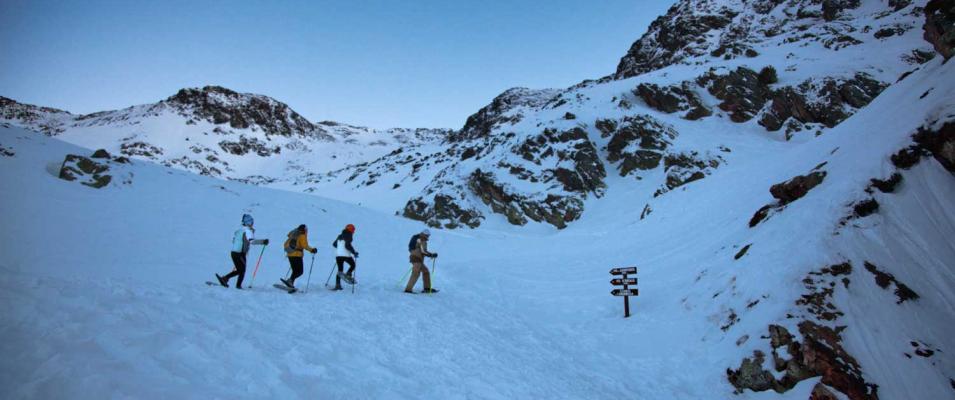 Grupo raquetas de nieve Hotel Les 7 Claus Andorra